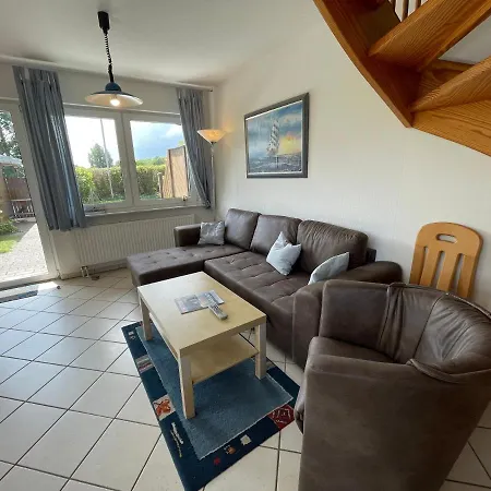 Holiday home Haus Der Winde *